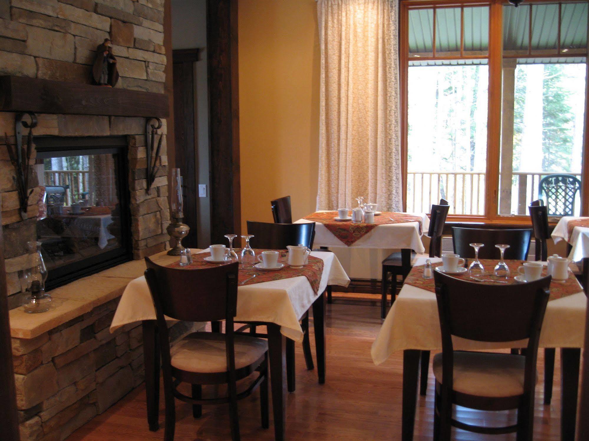 B&B Au Petit Marigot Mont-Tremblant Kültér fotó