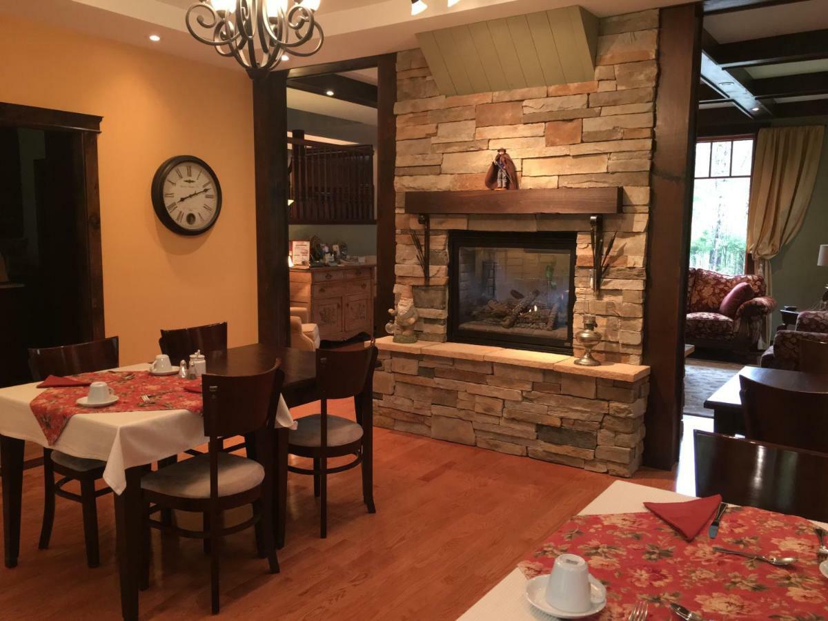 B&B Au Petit Marigot Mont-Tremblant Kültér fotó